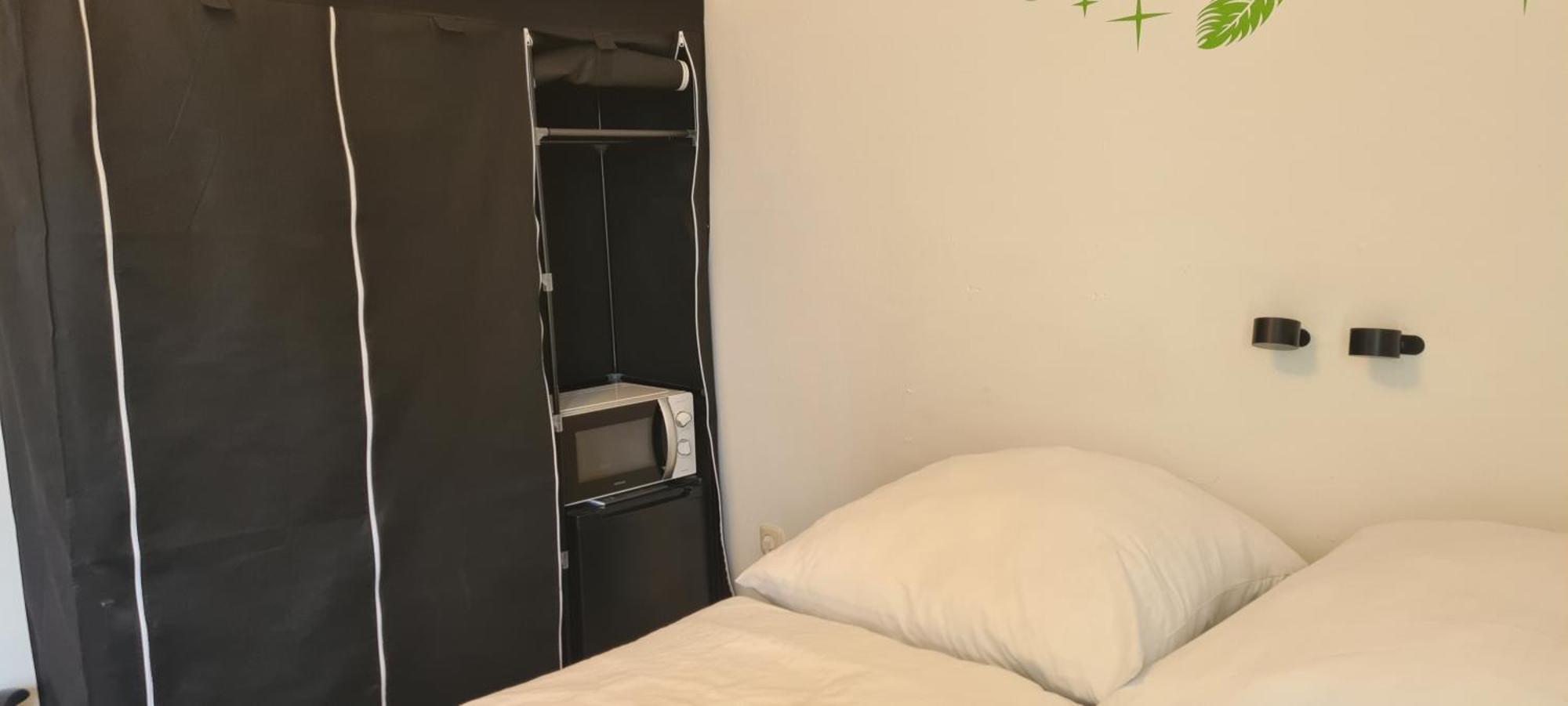 Lichtdurchflutetes Zimmer - Kaeppele Waldbuttelbrunn Bagian luar foto